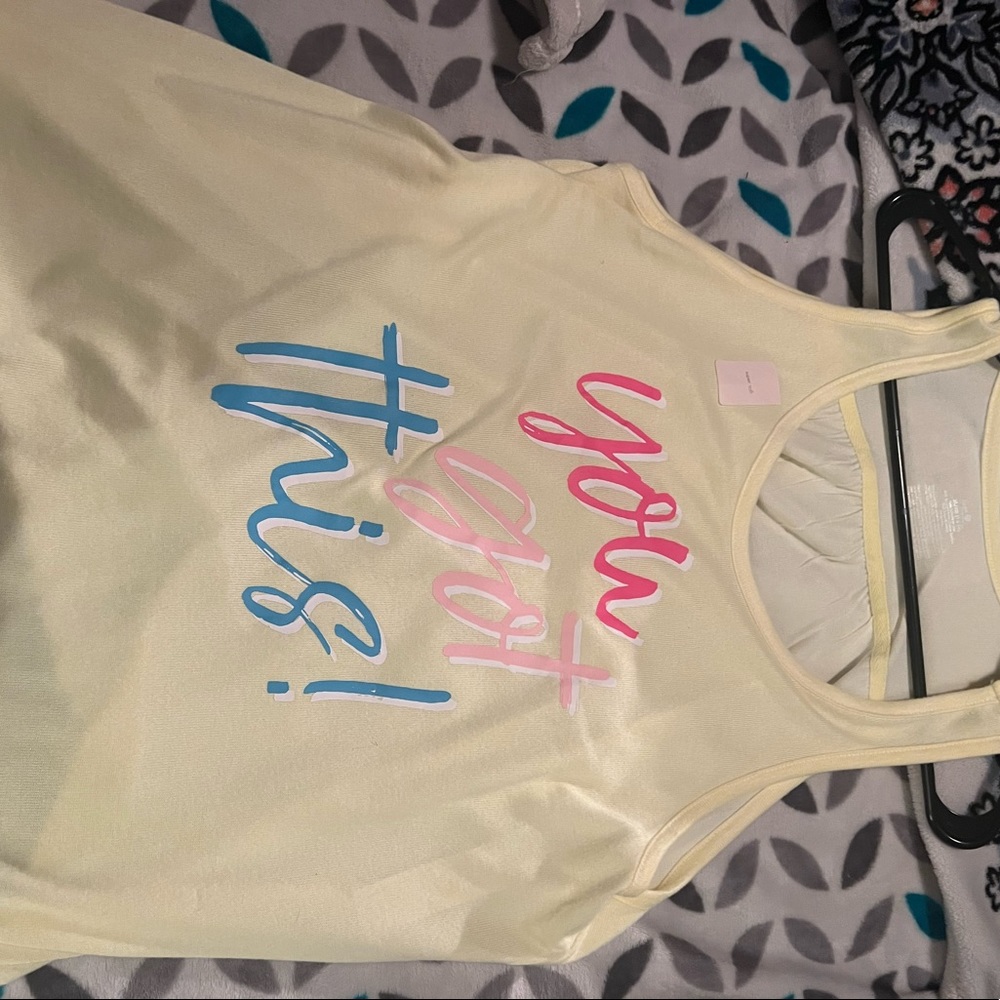 never worn pajama shirt super soft !!